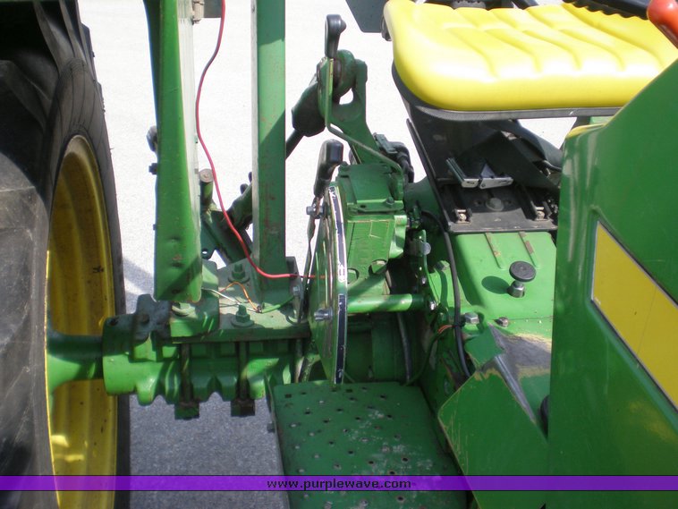 image for item 1201 1986 John Deere 2350 MFWD tractor