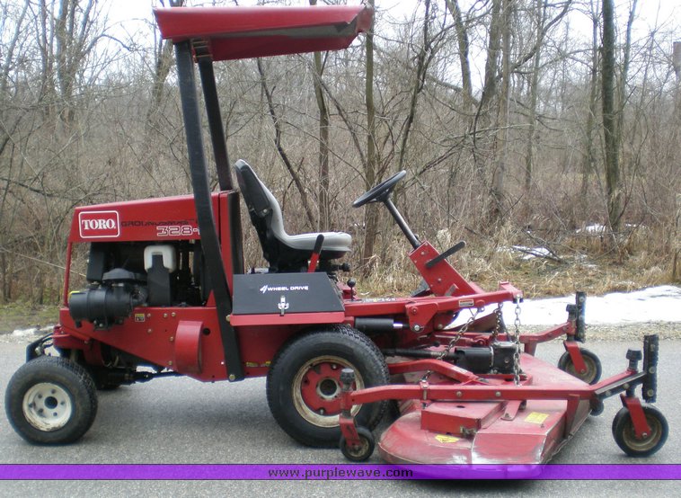 image for item 1202 2001 Toro 328-D Ground Master mower