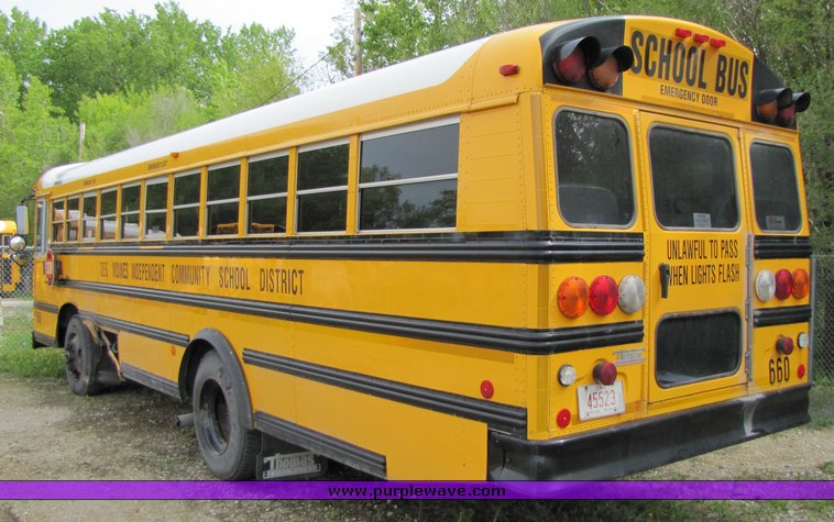 image for item 3115 2003 Thomas 65 passenger school bus