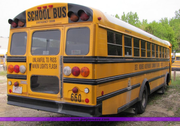 image for item 3115 2003 Thomas 65 passenger school bus