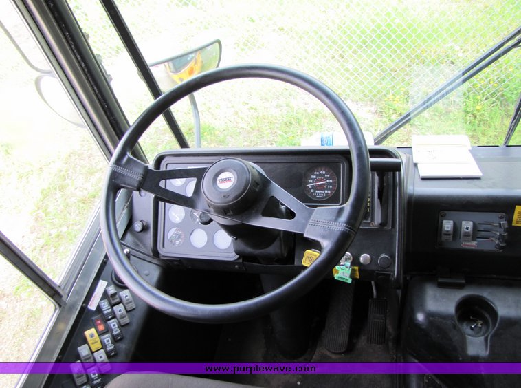 image for item 3115 2003 Thomas 65 passenger school bus