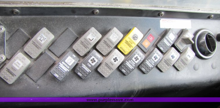 image for item 3115 2003 Thomas 65 passenger school bus