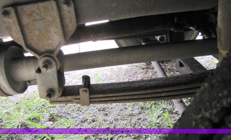 image for item 3115 2003 Thomas 65 passenger school bus