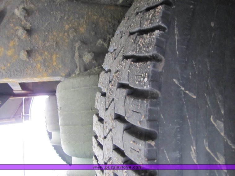 image for item 3115 2003 Thomas 65 passenger school bus