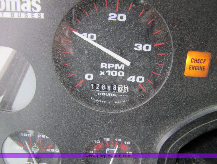 image for item 3116 2001 Thomas 83 passenger school bus