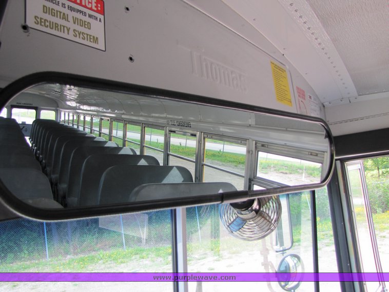 image for item 3116 2001 Thomas 83 passenger school bus