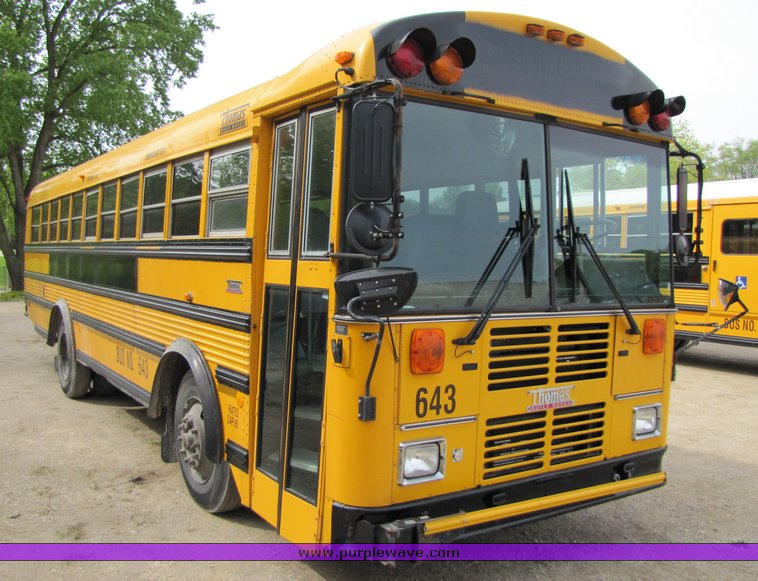 image for item 3117 2001 Thomas 65 passenger school bus