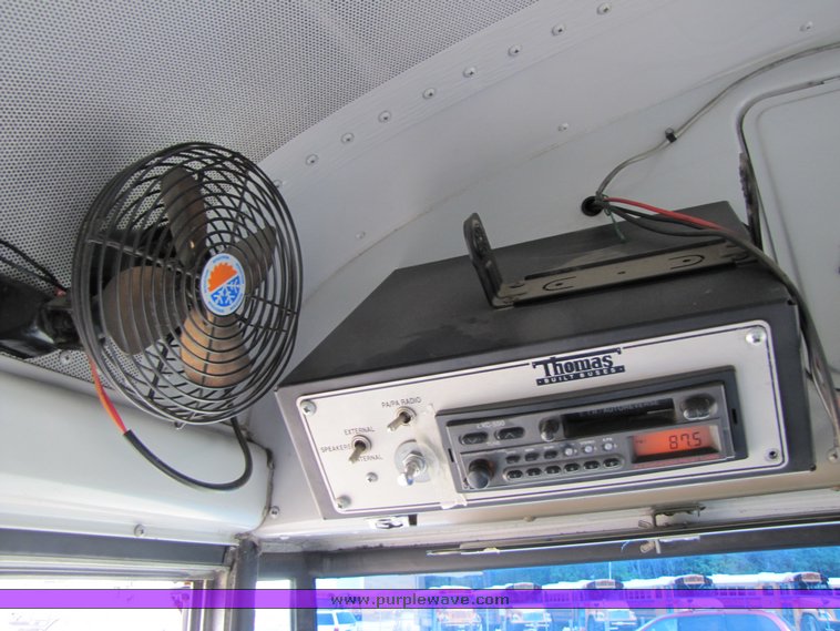 image for item 3117 2001 Thomas 65 passenger school bus