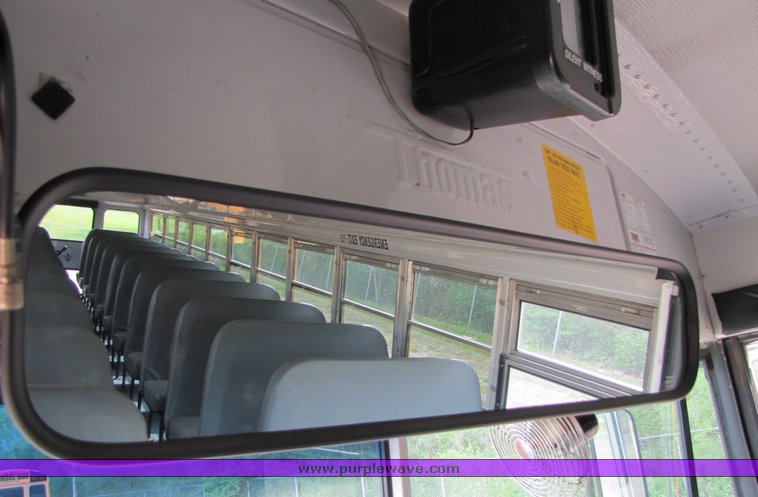 image for item 3117 2001 Thomas 65 passenger school bus