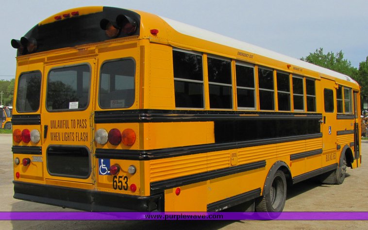 image for item 3118 2001 Thomas School Bus with wheel chair lift