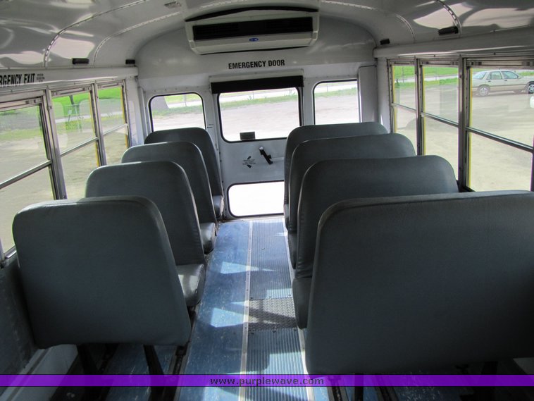 image for item 3118 2001 Thomas School Bus with wheel chair lift