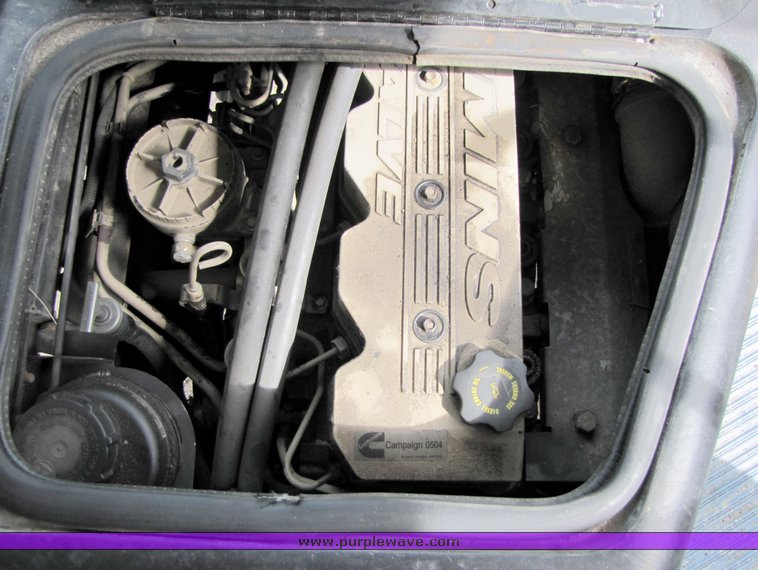 image for item 3118 2001 Thomas School Bus with wheel chair lift