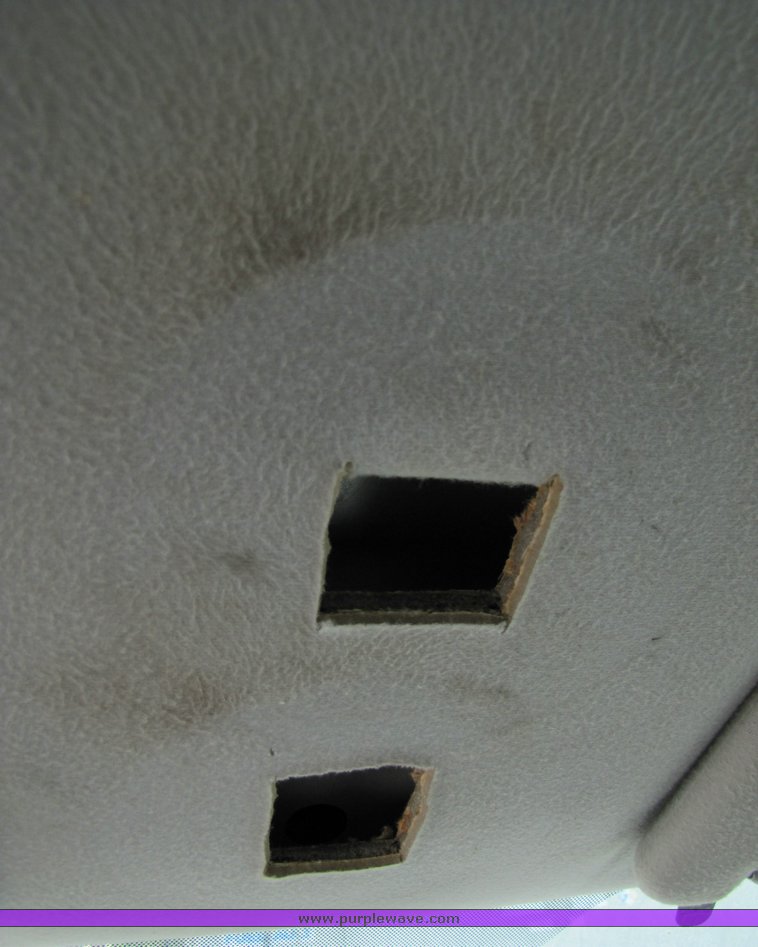 image for item 3134 2005 Ford Explorer