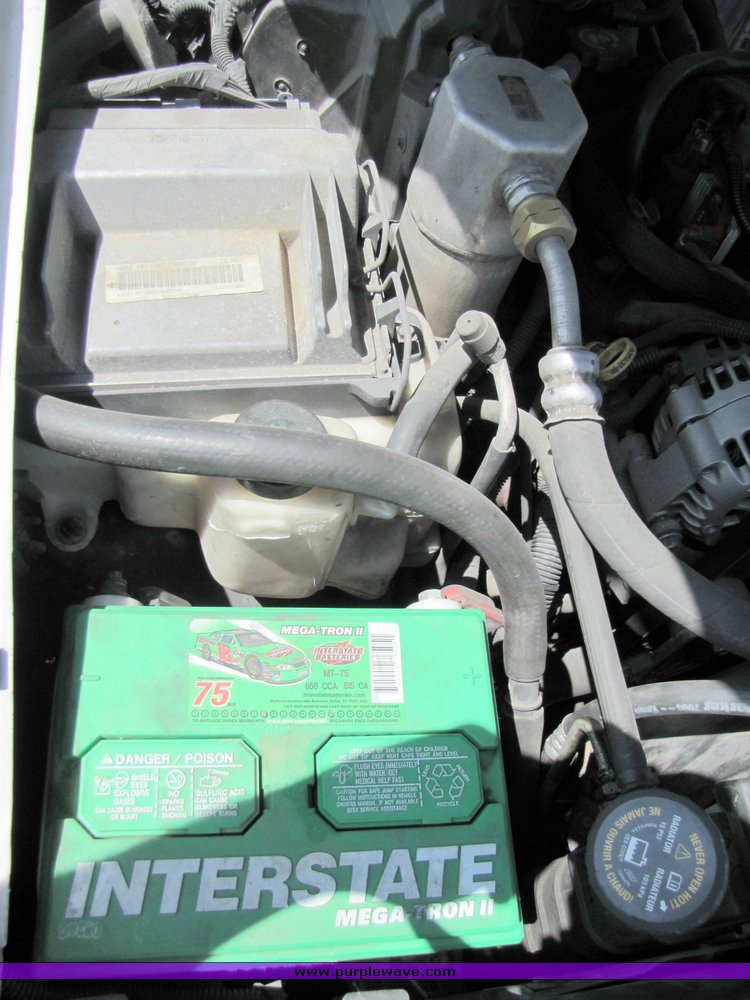 image for item 3135 2001 GMC Jimmy