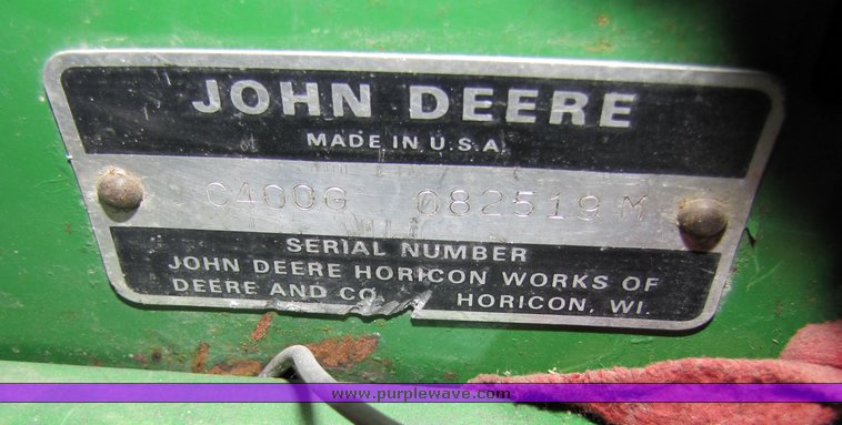 image for item 3139 John Deere 400 lawn tractor