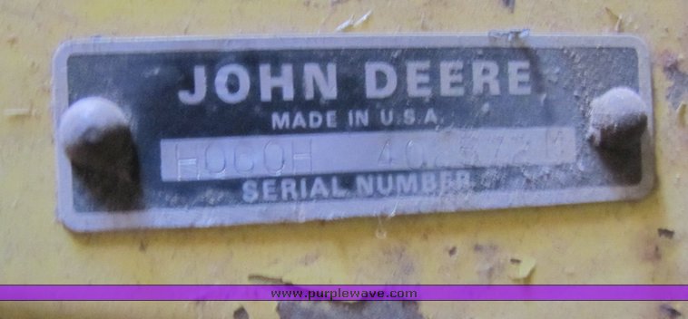 image for item 3139 John Deere 400 lawn tractor