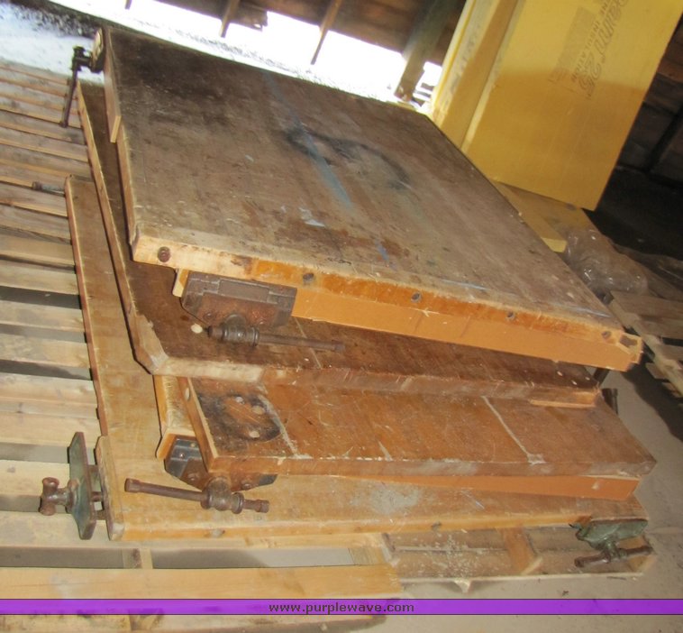 image for item 3156 (16) work benches with vise