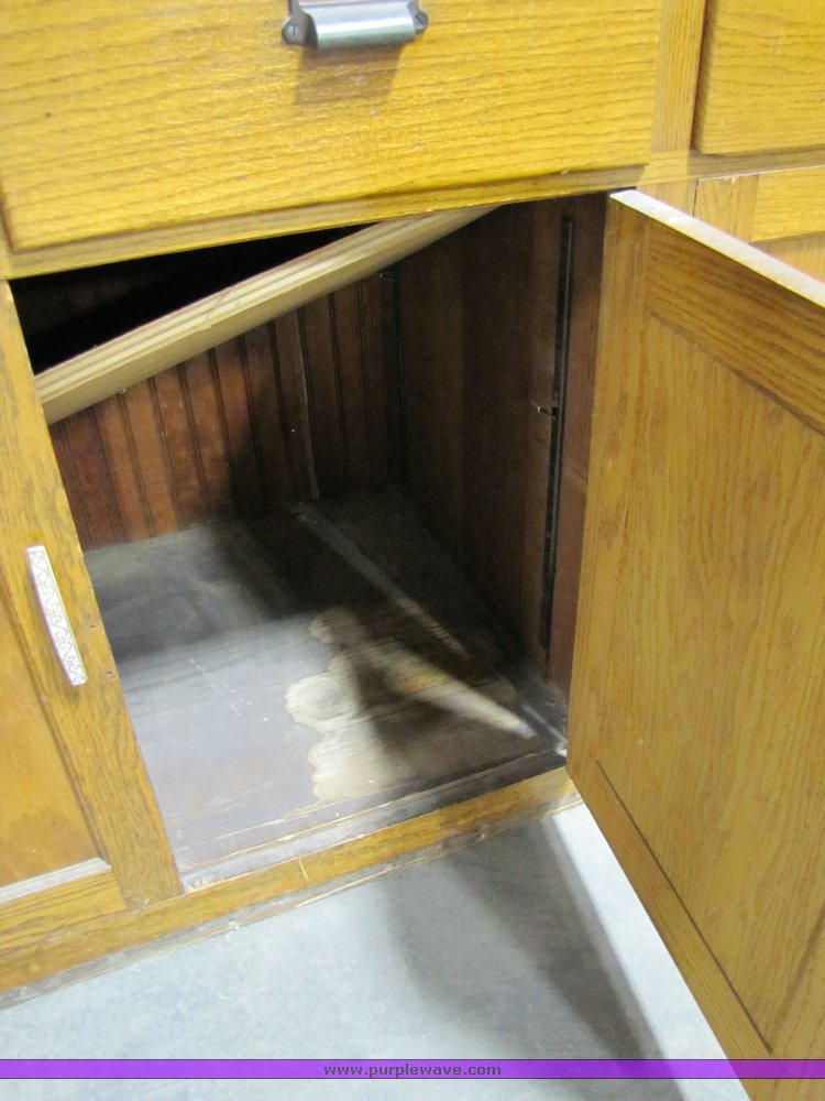 image for item 3166 Six drawer cabinet