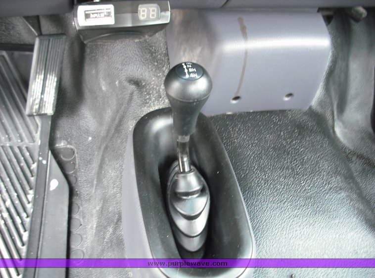 image for item 3268 2002 Dodge RAM 2500 pickup