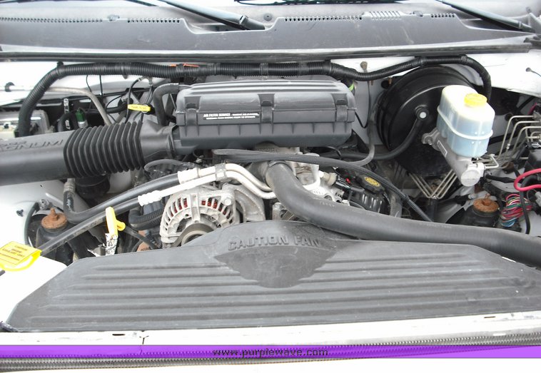 image for item 3268 2002 Dodge RAM 2500 pickup