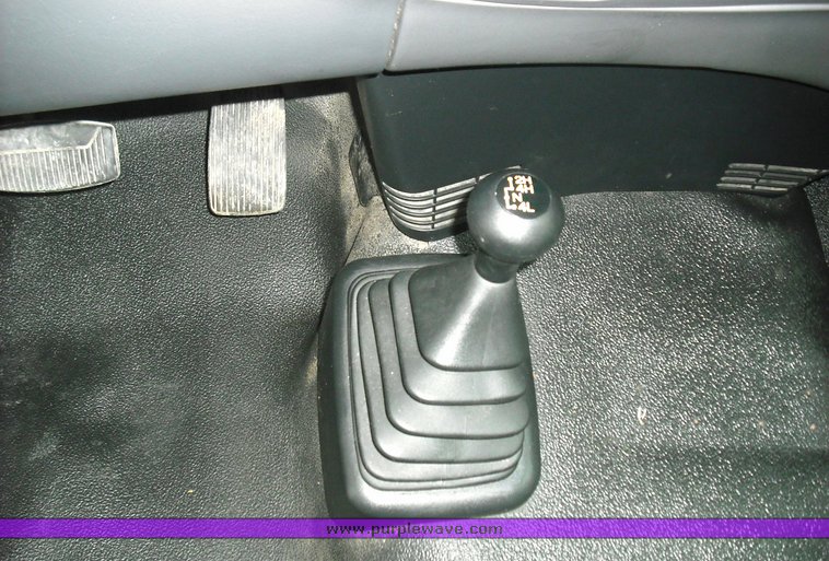 image for item 3270 2001 Ford F150 four door extended cab pickup