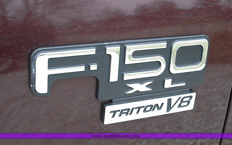 image for item 3271 2001 Ford F150 four door extended cab pickup