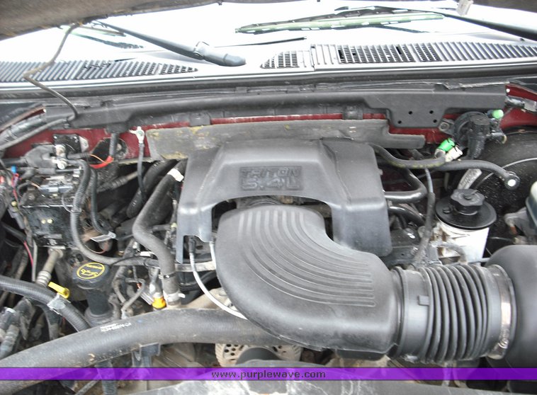 image for item 3271 2001 Ford F150 four door extended cab pickup