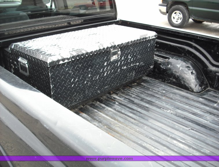 image for item 3274 2003 Dodge Dakota SLT quad cab pickup