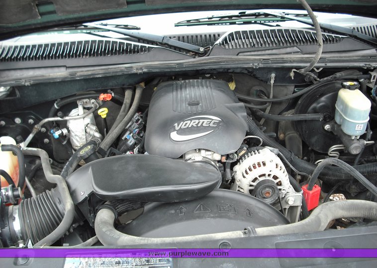 image for item 3275 2002 Chevrolet K1500 Silverado pickup