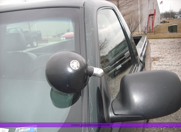 image for item 3276 2003 Chevrolet K1500 Silverado pickup