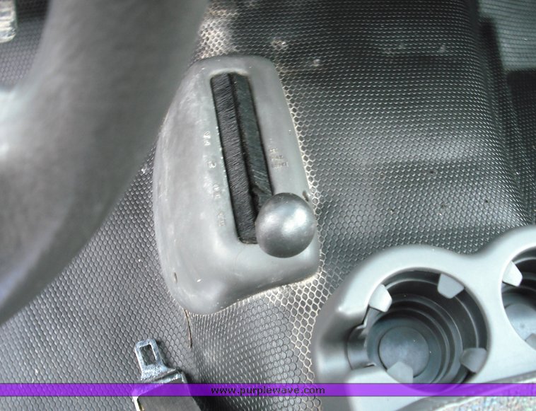 image for item 3276 2003 Chevrolet K1500 Silverado pickup