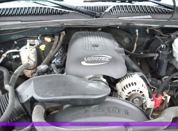 image for item 3276 2003 Chevrolet K1500 Silverado pickup