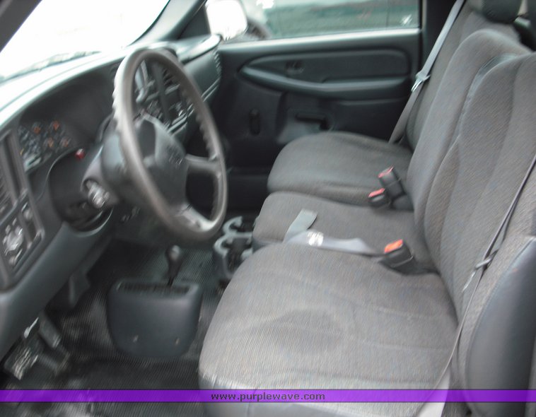 image for item 3277 2001 Chevrolet K1500 Silverado pickup