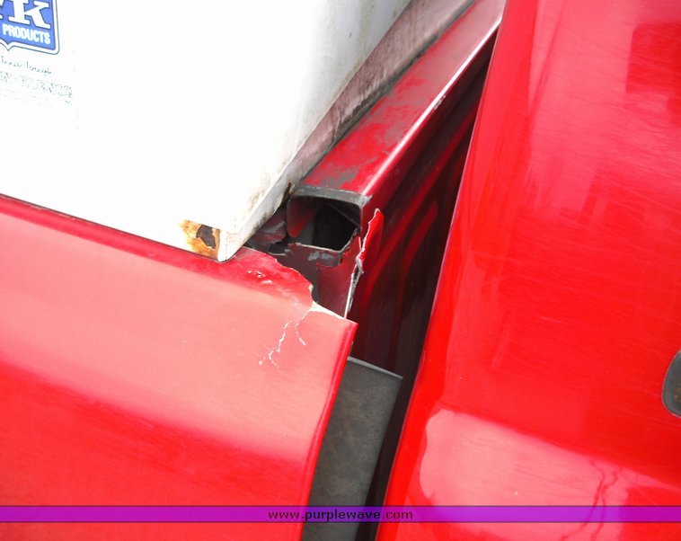 image for item 3277 2001 Chevrolet K1500 Silverado pickup