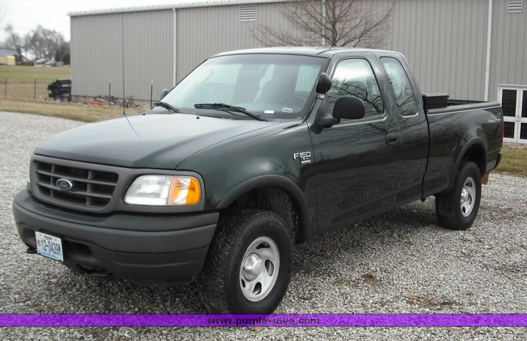 2003 Ford F150 Four Door Extended Cab Pickup Item 3279 5