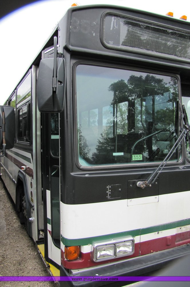 image for item 7353 1994 Gillig Transit Bus