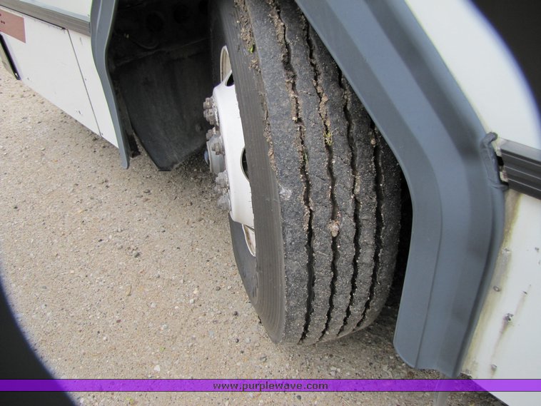 image for item 7353 1994 Gillig Transit Bus