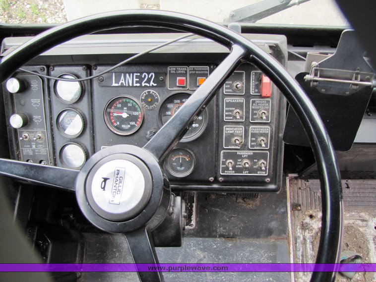 image for item 7354 1994 Gillig Transit Bus