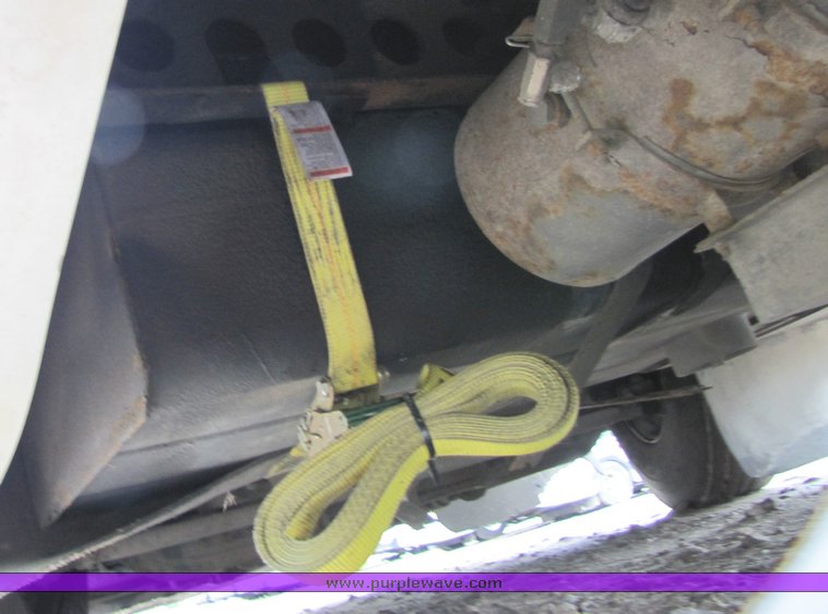 image for item 7354 1994 Gillig Transit Bus