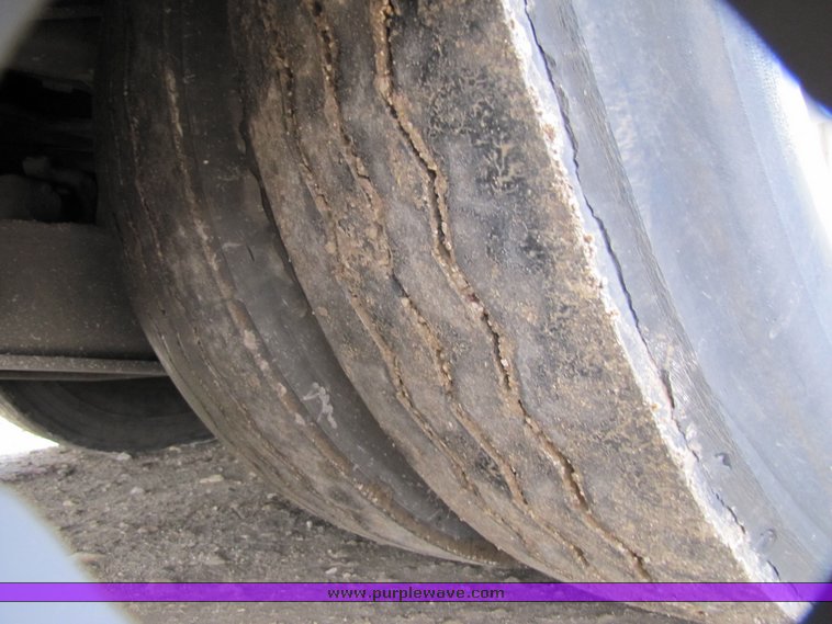 image for item 7354 1994 Gillig Transit Bus