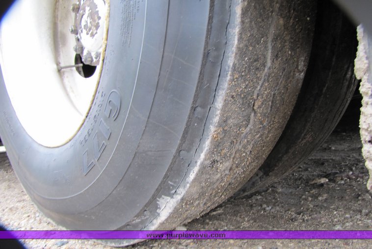 image for item 7354 1994 Gillig Transit Bus