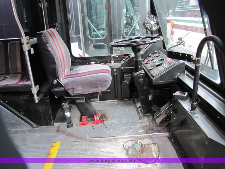 image for item 7356 1994 Gillig Transit Bus