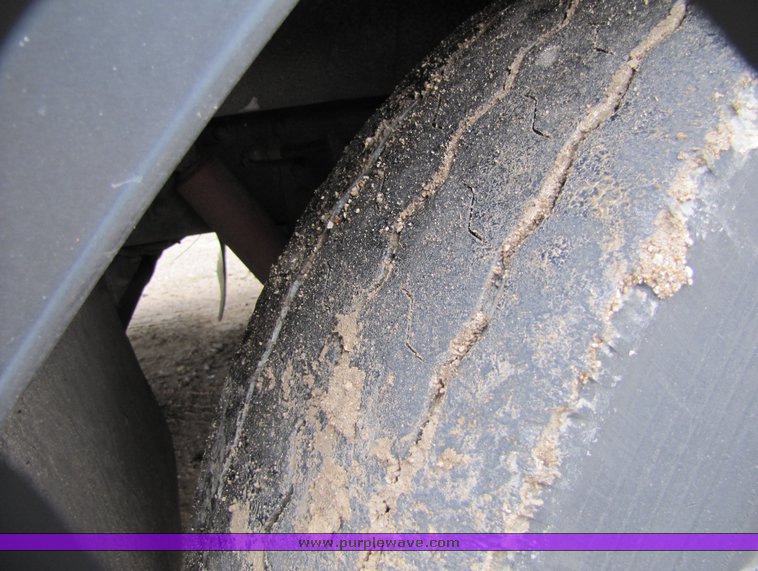 image for item 7356 1994 Gillig Transit Bus