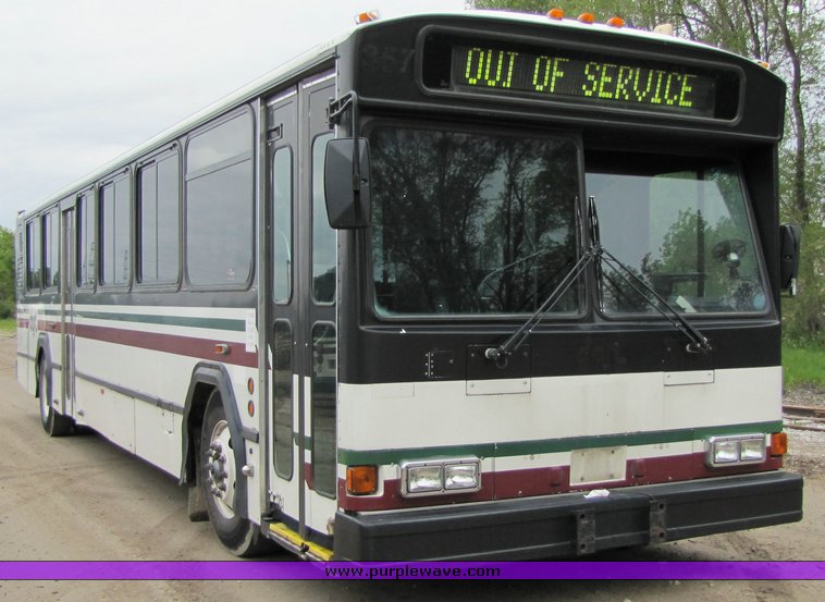 image for item 7357 1994 Gillig Transit Bus