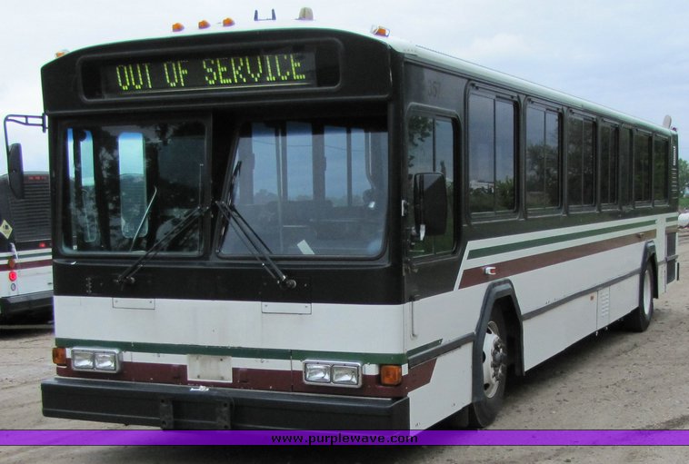 image for item 7357 1994 Gillig Transit Bus