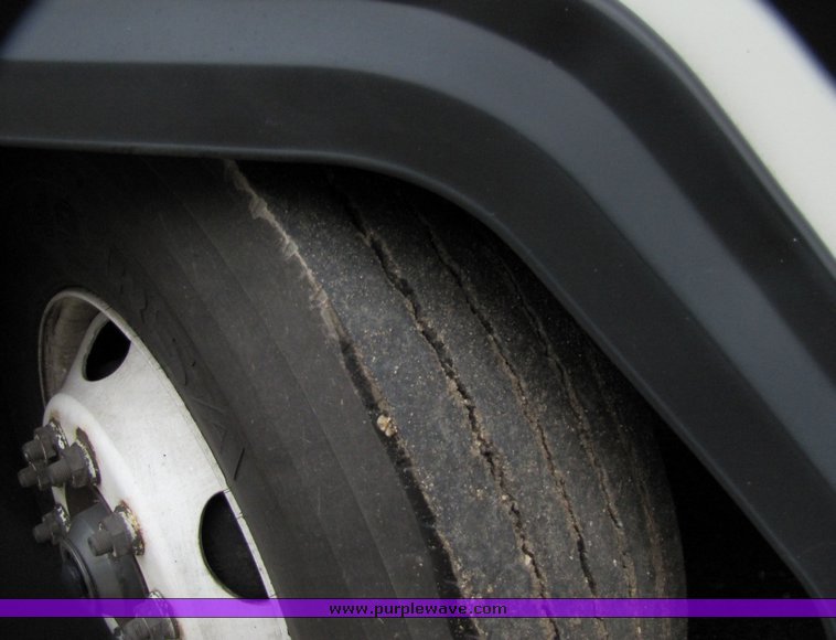 image for item 7357 1994 Gillig Transit Bus