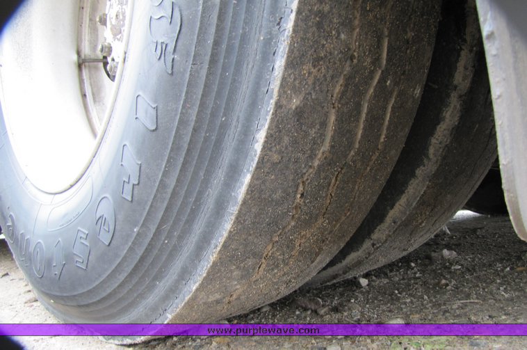 image for item 7357 1994 Gillig Transit Bus