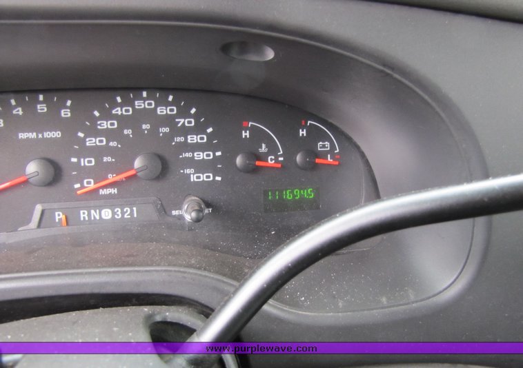 image for item 7358 2004 Ford E450 Super Duty transit bus