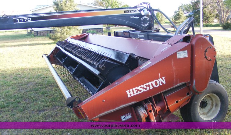 image for item 1015 1995 Hesston 1170 pull type swather