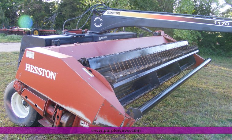 image for item 1015 1995 Hesston 1170 pull type swather